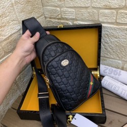 2024SS おしゃれ上級者を目指す GUCCI グッチ チェストバッグ
