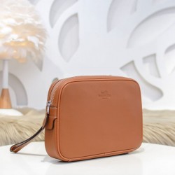 2024SS ゆったり感のあるアイテム HERMES エルメス クラッチバッグ