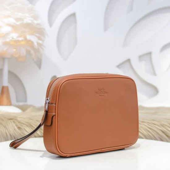 2024SS ゆったり感のあるアイテム HERMES エルメス クラッチバッグ