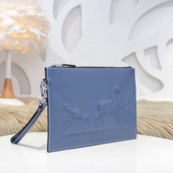 2024SS 着こなしが簡単につくれる HERMES エルメス クラッチバッグ