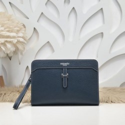 2024SS インパクト抜群のデザイン HERMES エルメス クラッチバッグ