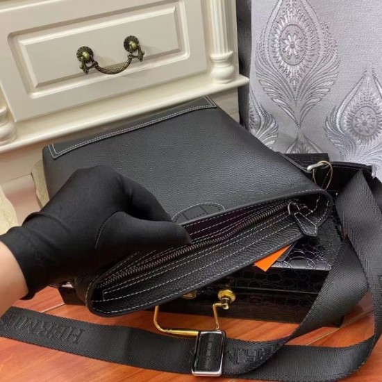 2024SS 日本未上陸のブランド HERMES エルメス ショルダーバッグ