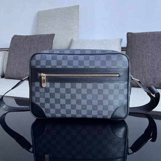 2024SS 最新アイテム LOUIS VUITTON ルイヴィトン ショルダーバッグ 2024SS 最新アイテム LOUIS VUITTON ルイヴィトン ショルダーバッグ