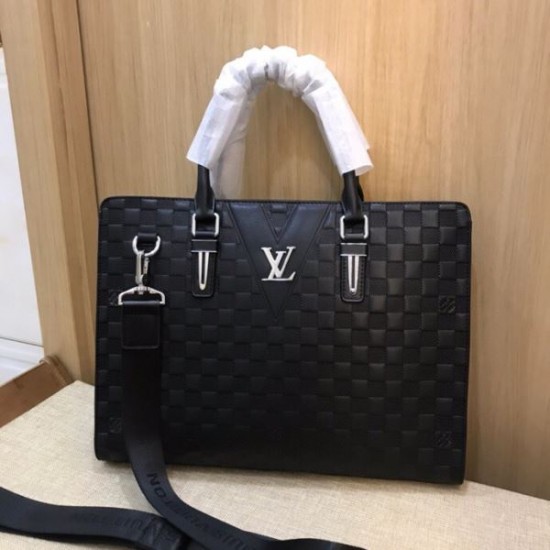 2024SS 一枚でお洒落 LOUIS VUITTON ルイヴィトン ブリーフケース 2024SS 一枚でお洒落 LOUIS VUITTON ルイヴィトン ブリーフケース