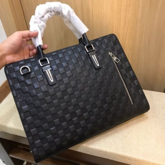 2024SS 一枚でお洒落 LOUIS VUITTON ルイヴィトン ブリーフケース 2024SS 一枚でお洒落 LOUIS VUITTON ルイヴィトン ブリーフケース