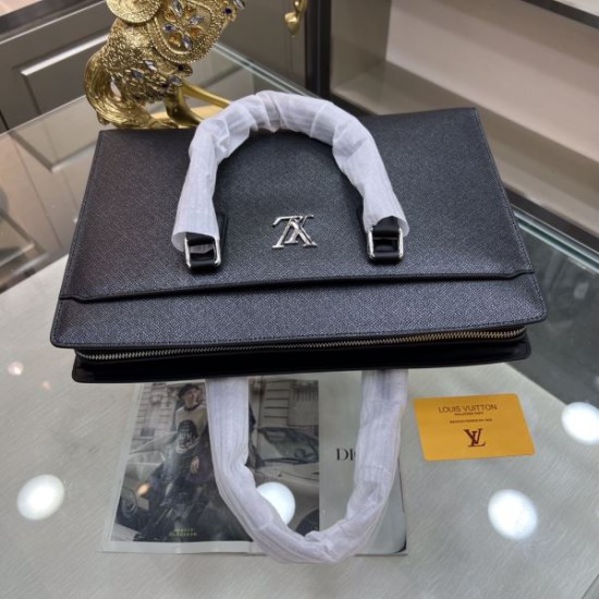 2024SS 最安値人気品 LOUIS VUITTON ルイヴィトン ブリーフケース 2024SS 最安値人気品 LOUIS VUITTON ルイヴィトン ブリーフケース