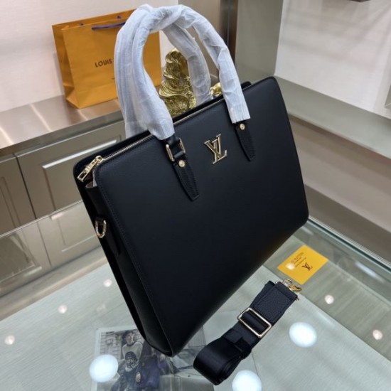 2024SS 在庫処分SALE LOUIS VUITTON ルイヴィトン ブリーフケース 2024SS 在庫処分SALE LOUIS VUITTON ルイヴィトン ブリーフケース