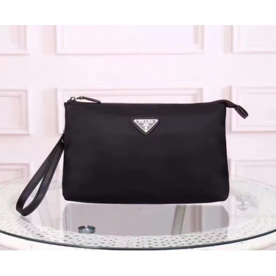 2024SS ファッション感が急上昇! PRADA プラダ クラッチバッグ 2024SS ファッション感が急上昇! PRADA プラダ クラッチバッグ