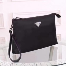 2024SS ファッション感が急上昇！ PRADA プラダ クラッチバッグ