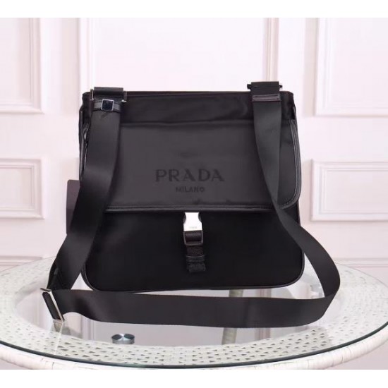 2024SS ファッション感が満点 PRADA プラダ ショルダーバッグ 2024SS ファッション感が満点 PRADA プラダ ショルダーバッグ