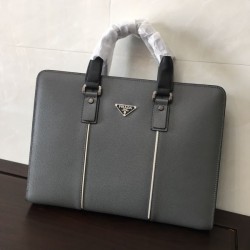 2024SS ファッションの流行り PRADA プラダ ブリーフケース