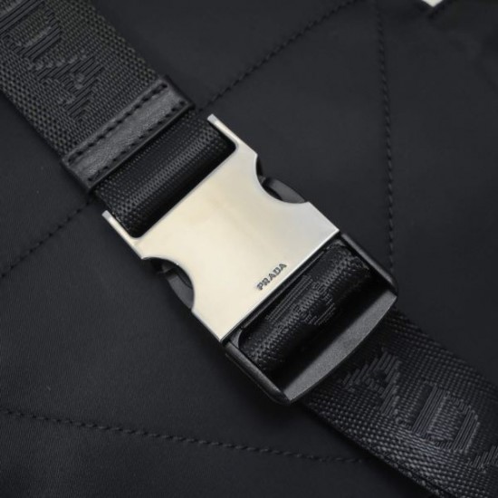 2024SS 最短1週間 日本未発売 PRADA プラダ チェストバッグ 2024SS 最短1週間 日本未発売 PRADA プラダ チェストバッグ