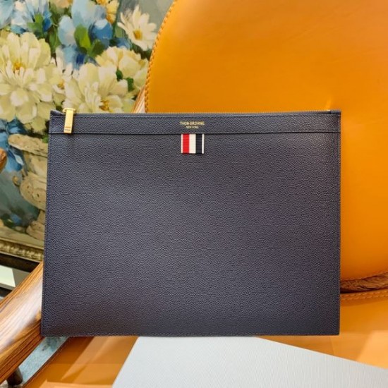 2024SS 定番デザイン THOM BROWNE トムブラウン クラッチバッグ 2024SS 定番デザイン THOM BROWNE トムブラウン クラッチバッグ