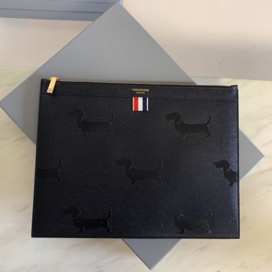 2024SS 履き心地抜群 THOM BROWNE トムブラウン クラッチバッグ