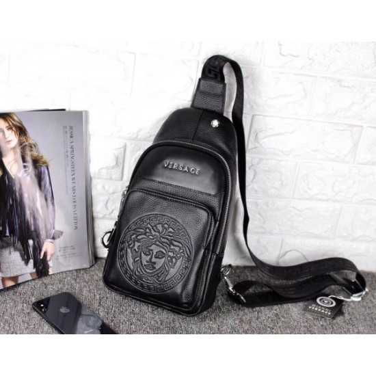 2024SS 海外先行発売! VERSACE ヴェルサーチェ チェストバッグ 2024SS 海外先行発売! VERSACE ヴェルサーチェ チェストバッグ