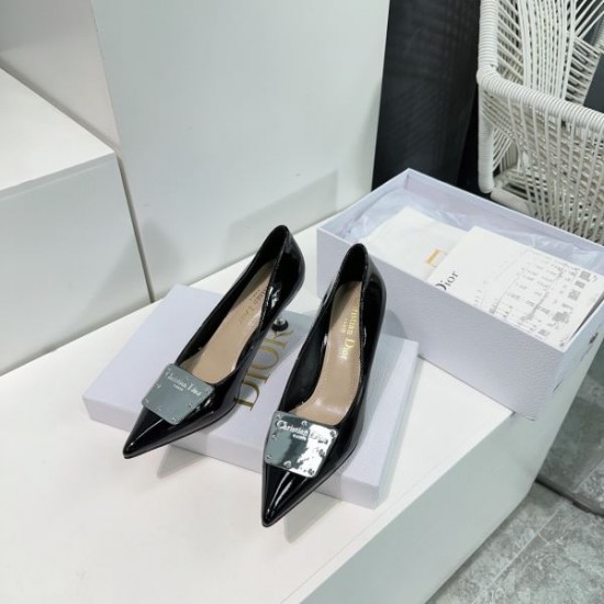 2024SS ファッション感度の高い DIOR ディオール レディース ハイヒール 2024SS ファッション感度の高い DIOR ディオール レディース ハイヒール
