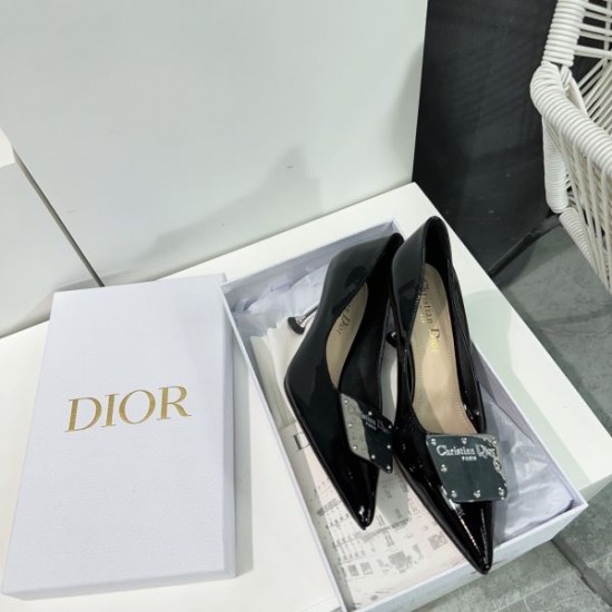 2024SS ファッション感度の高い DIOR ディオール レディース ハイヒール 2024SS ファッション感度の高い DIOR ディオール レディース ハイヒール