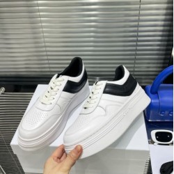 2024SS 今っぽいスタイルに決まる CELINE セリーヌ レディース用 カジュアルシューズ