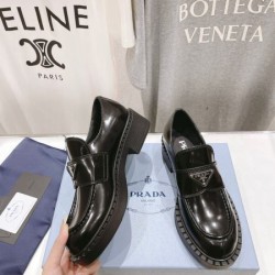 2024SS 海外のファッション新品 PRADA プラダ レディース用 カジュアルシューズ