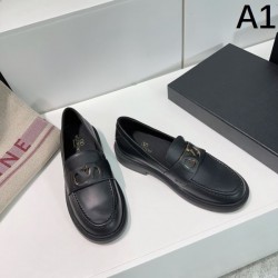 2024SS 超おすすめ VALENTINO ヴァレンティノ レディース用 カジュアルシューズ