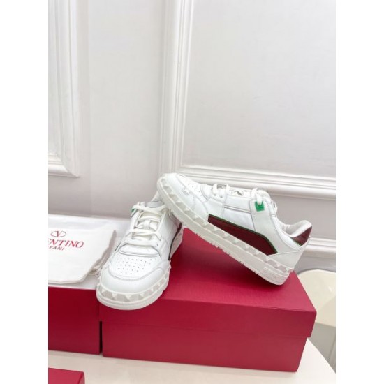 2024SS カラー豊富 VALENTINO ヴァレンティノ レディース用 カジュアルシューズ 2024SS カラー豊富 VALENTINO ヴァレンティノ レディース用 カジュアルシューズ