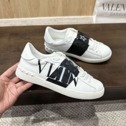 2024SS 魅力を持つ VALENTINO ヴァレンティノ レディース用 カジュアルシューズ