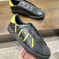 2024SS 限定数限り VALENTINO ヴァレンティノ レディース用 カジュアルシューズ