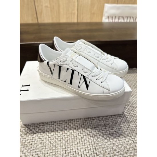 2024SS 限定数限り VALENTINO ヴァレンティノ レディース用 カジュアルシューズ 2024SS 限定数限り VALENTINO ヴァレンティノ レディース用 カジュアルシューズ