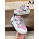 2024SS 最新作入荷 VALENTINO ヴァレンティノ レディース用 カジュアルシューズ 2024SS 最新作入荷 VALENTINO ヴァレンティノ レディース用 カジュアルシューズ