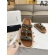 2024SS 著名人やセレブも愛用する CELINE セリーヌ レディースサンダル 2024SS 著名人やセレブも愛用する CELINE セリーヌ レディースサンダル