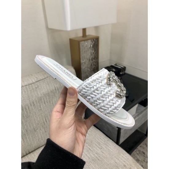 2024SS インパクト抜群のデザイン CHANEL シャネル レディーススリッパ
