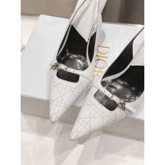 2024SS かっこいい アイテム DIOR ディオール レディースサンダル 2024SS かっこいい アイテム DIOR ディオール レディースサンダル