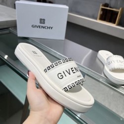 2024SS 期待値も高いアイテム GIVENCHY ジバンシィ レディーススリッパ