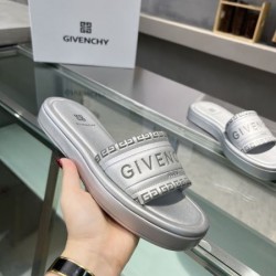 2024SS 期待値も高いアイテム GIVENCHY ジバンシィ レディーススリッパ
