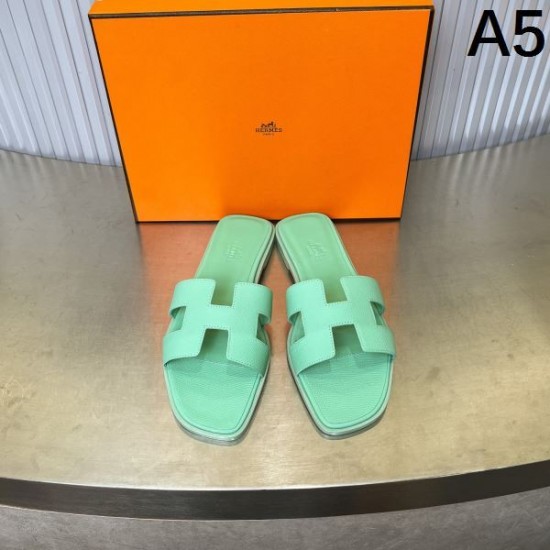 2024SS 飽きのこないデザイン HERMES エルメス レディーススリッパ 2024SS 飽きのこないデザイン HERMES エルメス レディーススリッパ