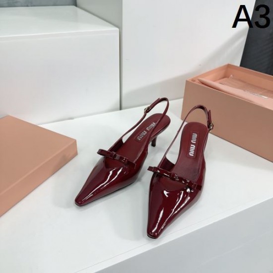 2024SS 定番人気商品 MIU MIU ミュウミュウ レディースサンダル