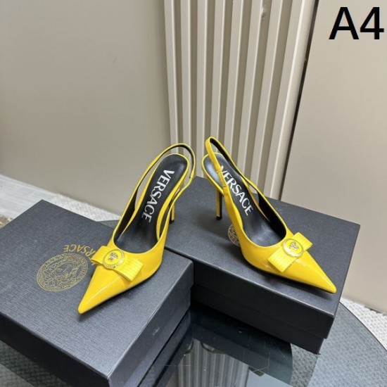 2024SS セレブも愛用 VERSACE ヴェルサーチェ レディースサンダル 2024SS セレブも愛用 VERSACE ヴェルサーチェ レディースサンダル