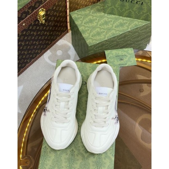2024SS とても取り入れやすい GUCCI グッチ レディース用 スニーカー 