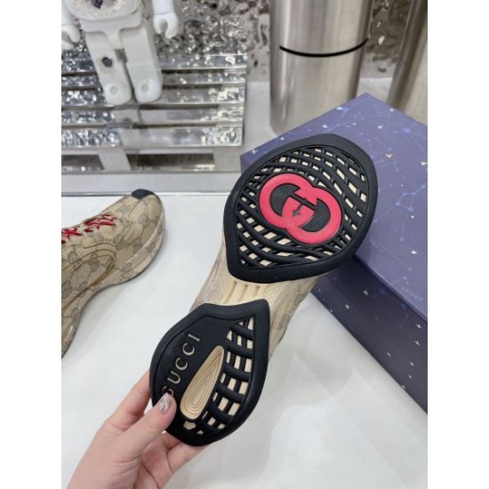 2024SS ファッションの流行り GUCCI グッチ レディース用 スニーカー 
