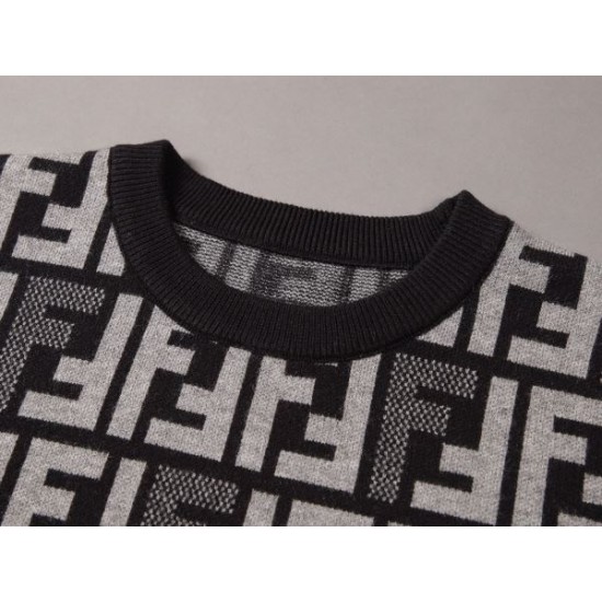 2024SS 見た目以上のかっこいい FENDI フェンデイ セーター