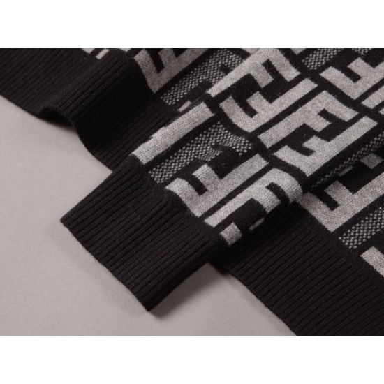 2024SS 見た目以上のかっこいい FENDI フェンデイ セーター