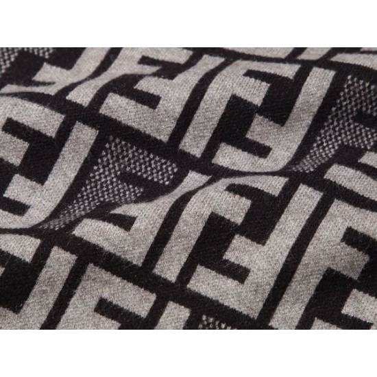 2024SS 見た目以上のかっこいい FENDI フェンデイ セーター