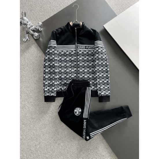 2024SS セレブも愛用 LOUIS VUITTON ルイヴィトン 上下セット 2024SS セレブも愛用 LOUIS VUITTON ルイヴィトン 上下セット