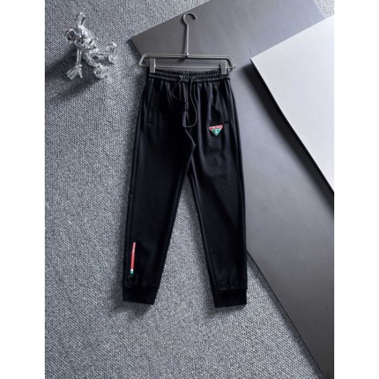 2024SS カジュアルさが強すぎる PRADA プラダ 上下セット 2024SS カジュアルさが強すぎる PRADA プラダ 上下セット