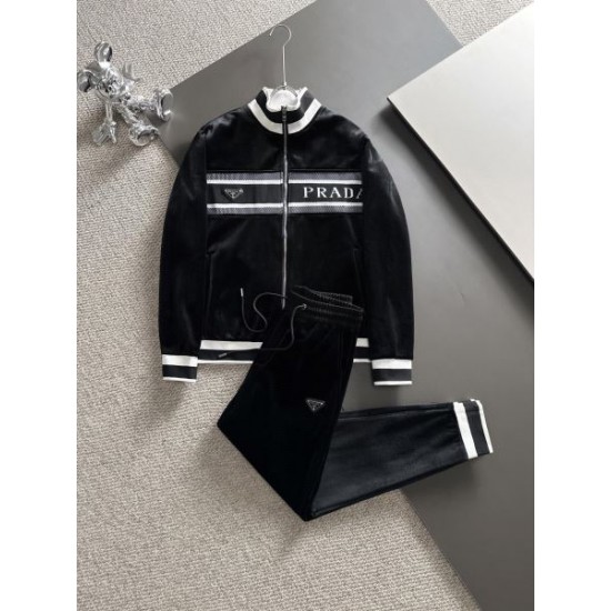 2024SS 希少!取り扱い店舗限定 PRADA プラダ 上下セット 2024SS 希少!取り扱い店舗限定 PRADA プラダ 上下セット