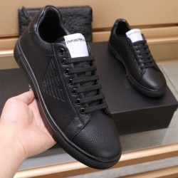 ARMANI アルマーニ クリスマスプレゼントにも 2024SS メンズ用 カジュアルシューズ