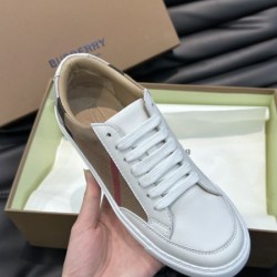 BURBERRY バーバリー レトロな雰囲気が漂う 2024SS メンズ用 カジュアルシューズ