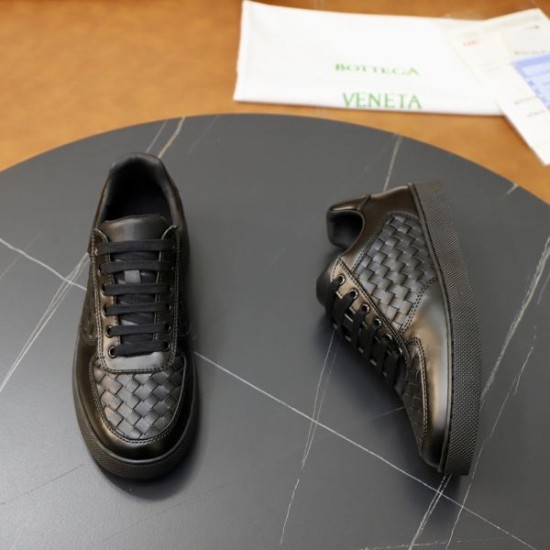 BOTTEGA VENETA ボッテガヴェネタ 最安価格新品 2024SS メンズ用 カジュアルシューズ BOTTEGA VENETA ボッテガヴェネタ 最安価格新品 2024SS メンズ用 カジュアルシューズ