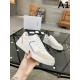 CELINE セリーヌ 定番のストリートスタイル 2024SS メンズ用 カジュアルシューズ CELINE セリーヌ 定番のストリートスタイル 2024SS メンズ用 カジュアルシューズ