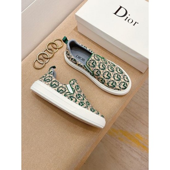 DIOR ディオール リラックスした雰囲気に 2024SS メンズ用 カジュアルシューズ DIOR ディオール リラックスした雰囲気に 2024SS メンズ用 カジュアルシューズ
